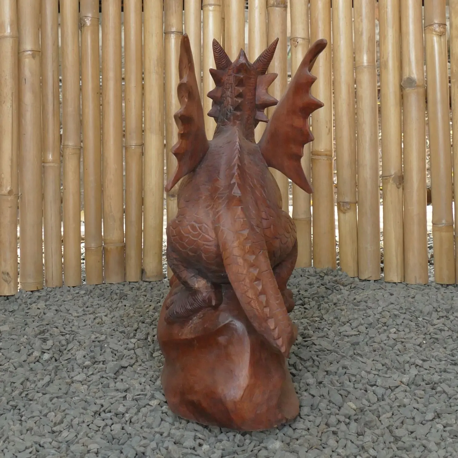  Product image 6 of the product “Dragon with leg lifted on the right made from suar wood, about 50cm Height ”